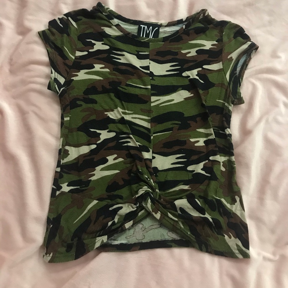 Camo crop top